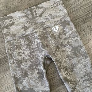 Women’s Best Camo Seamless Cycling Shorts - Green